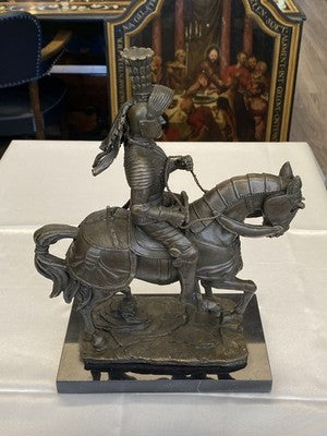 Milo Bronze Ritter zu Pferd auf Marmorsockel, 31 cm
