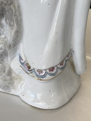 Geisha Porzellanfigur mit Blüten, handbemalt, 45,5 cm