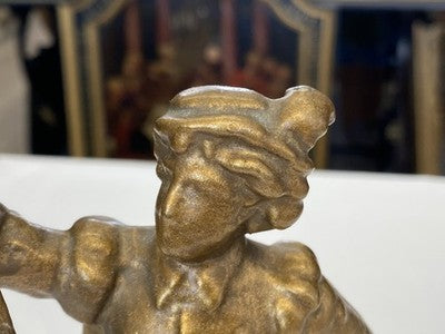 Landsknecht-Figur mit Hellebarde, goldfarben, 26 cm