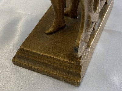 Landsknecht-Figur mit Hellebarde, goldfarben, 26 cm