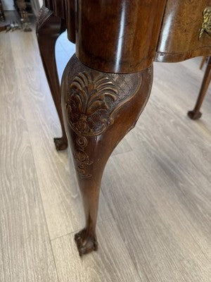 Antike Queen-Anne-Kommode Wurzelnuss, Holland um 1880