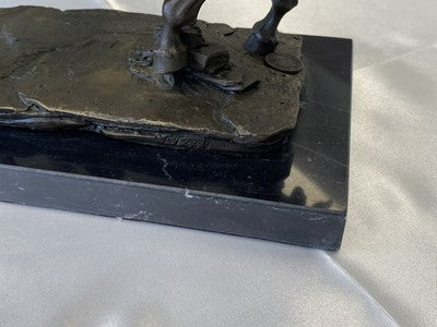 Milo Bronze Ritter zu Pferd auf Marmorsockel, 31 cm