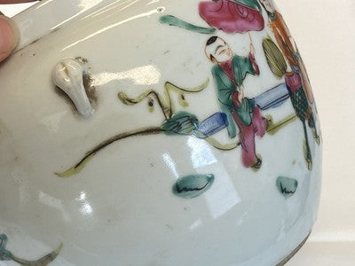 Chinesischer Famille-Rose-Suppentopf mit Deckel – 19. Jahrhundert