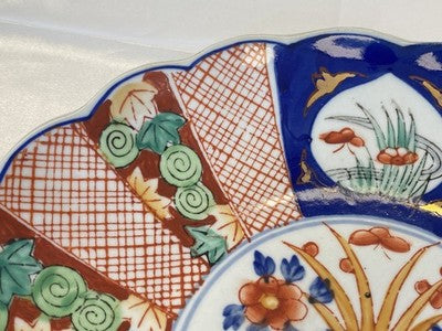 Imari-Teller mit Muschelrand, Japan um 1900, 22 cm