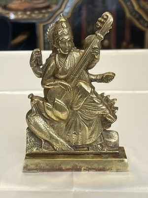 Saraswati – Messingfigur der Hindu-Göttin