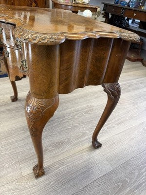 Antike Queen-Anne-Kommode Wurzelnuss, Holland um 1880