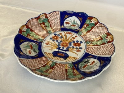 Imari-Teller mit Muschelrand, Japan um 1900, 22 cm