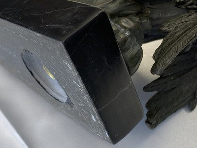 Bronze-Engel mit Laute auf Marmorsockel, 16,5 cm