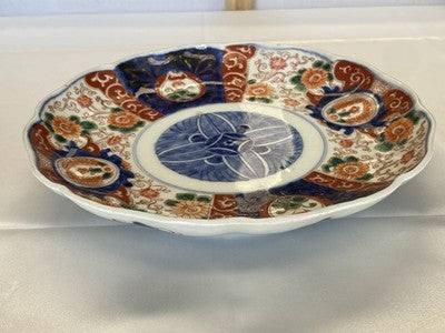 Imari-Teller mit Blütenmedaillon, Japan um 1900, 21,3 cm