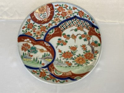 Imari-Teller Japan mit Landschaft, um 1900, 24,8 cm