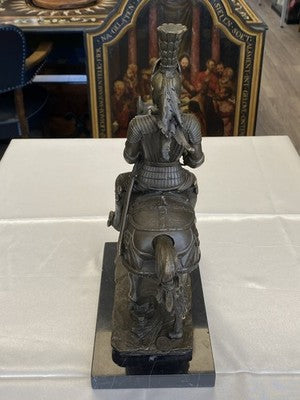 Milo Bronze Ritter zu Pferd auf Marmorsockel, 31 cm