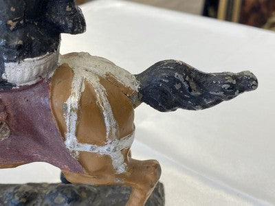 Figur Falknerin zu Pferd mit Falke, 18,9 cm