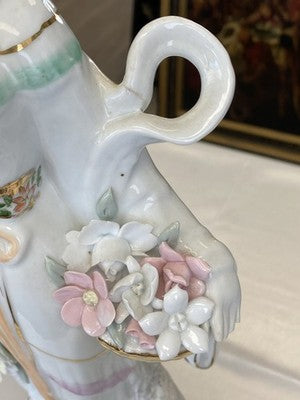 Geisha Porzellanfigur mit Sonnenschirm, 44,5 cm