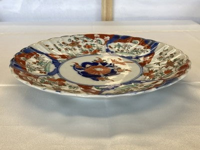 Imari-Teller mit Chrysantheme, Japan um 1900, 21,5 cm