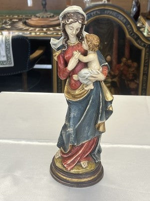 Madonna mit Kind – Holzfigur, polychrom gefasst