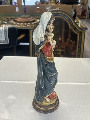 Madonna mit Kind – Holzfigur, polychrom gefasst