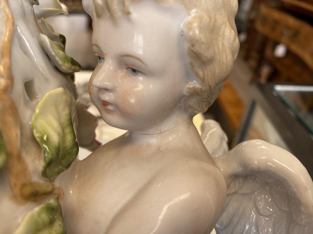 Sehr grosse Porzellan Jardiniere mit Putti