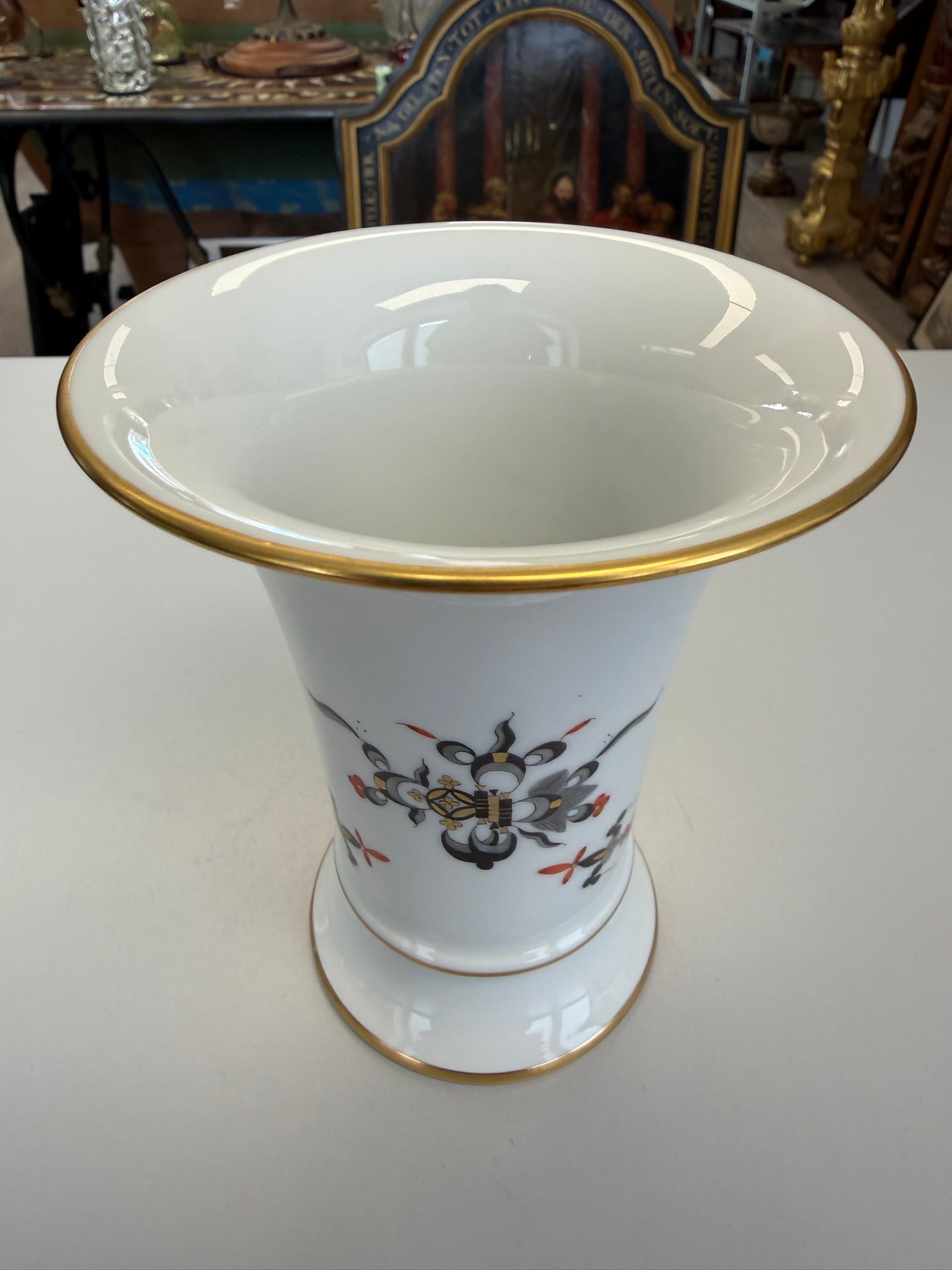 Meissen Vase Trichtervase Porzellan, Schwarzer Drache (Ming-Drache) handbemalt mit Goldstaffage & Goldrand, Höhe 14 cm