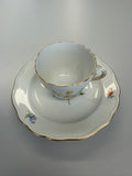 Meissen Kaffeetasse mit Untertasse Porzellan, gelbe Blume Blumendekor handbemalt mit Goldrand