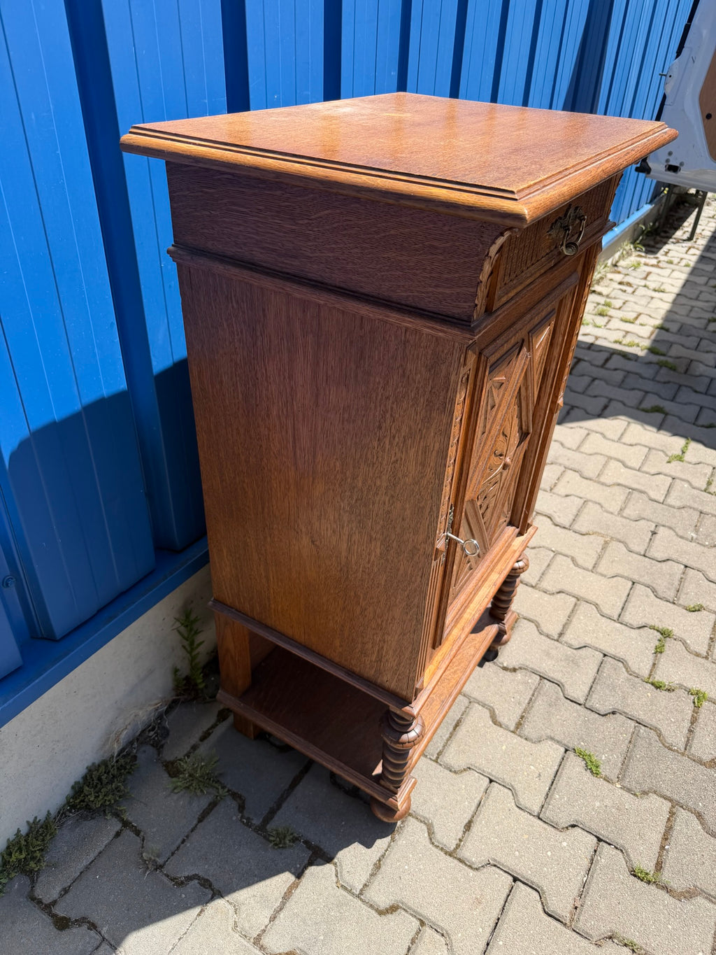 Gründerzeit Vertiko Halbschrank Eiche, antik geschnitzt, Beistellschrank / Nachtkommode, B/H 62/105 cm