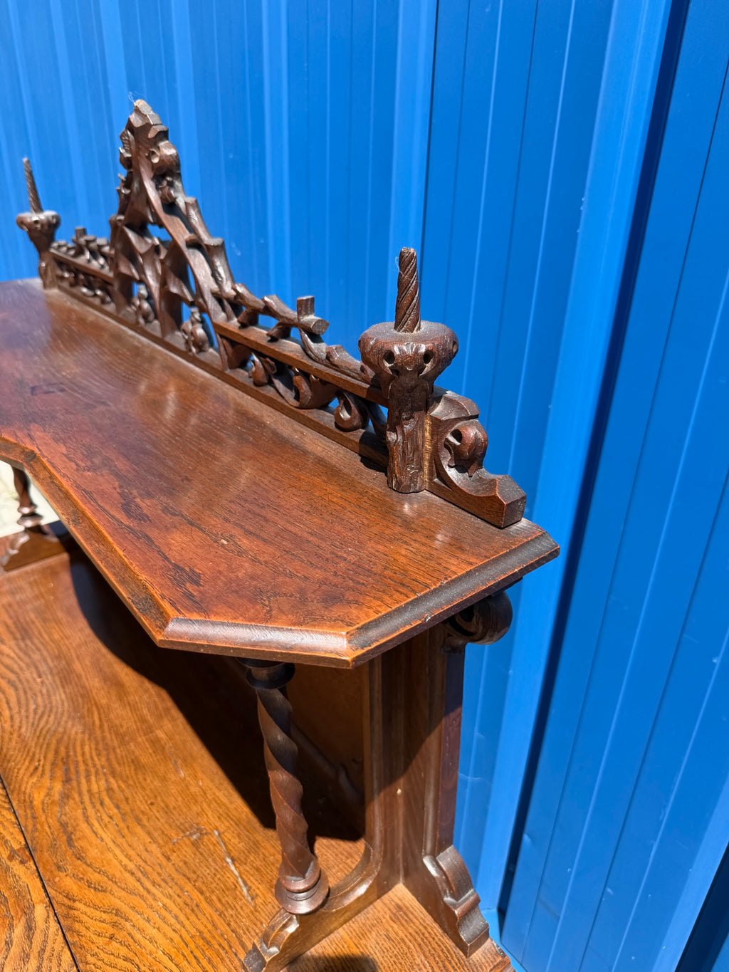 Historismus Anrichte Buffet Eiche mit Aufsatz, geschnitzt, um 1880 (Gründerzeit), B/H 94/147 cm