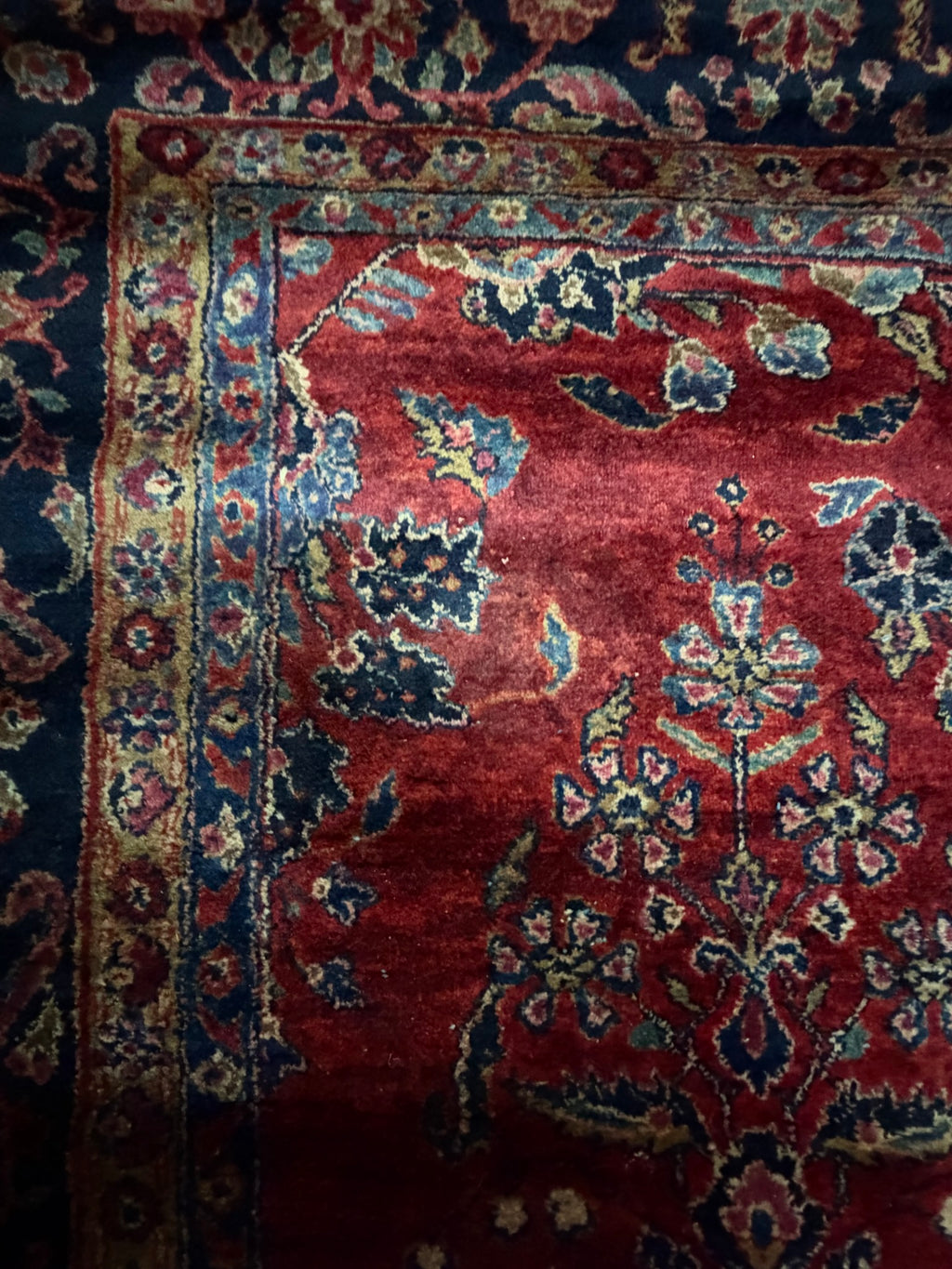 Teppich Wolle, rot mit dunkelblauer Bordüre, Sarough-Muster, 261 x 346 cm