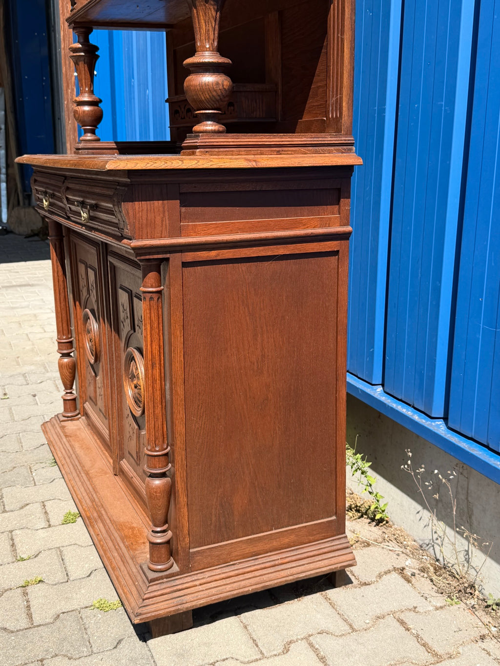 Buffet Henri II, Eiche, um 1880, dreiteilig mit originaler Krone
