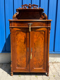 Vertiko Louis Philippe um 1860, Nussbaum und Wurzelnuss, mit Aufsatz