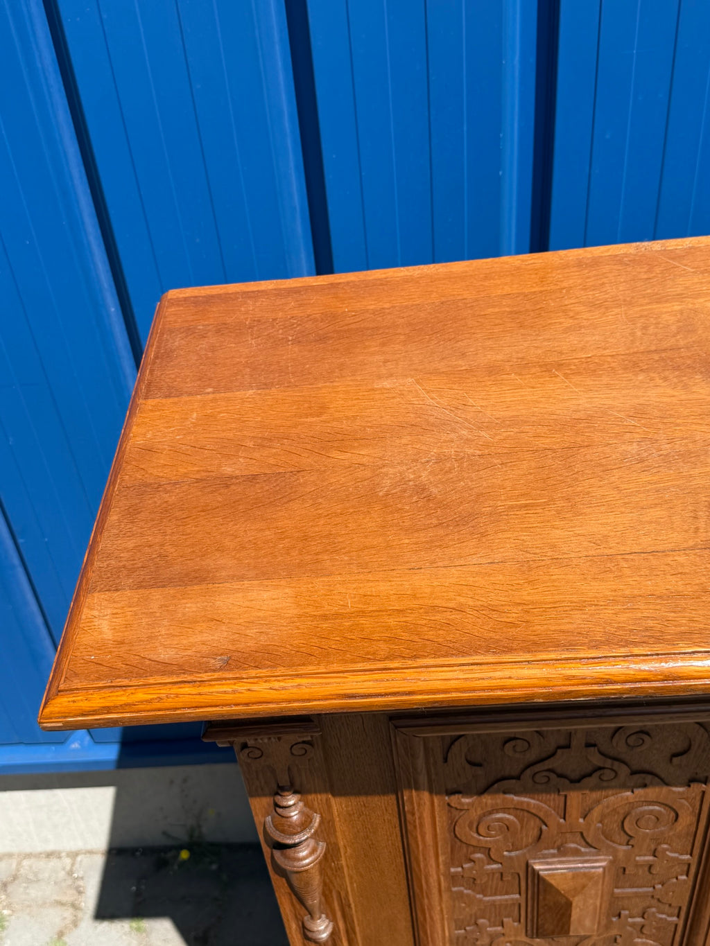 Vertiko Kredenz Eiche Gründerzeit um 1880, mit Etage und Schnitzwerk