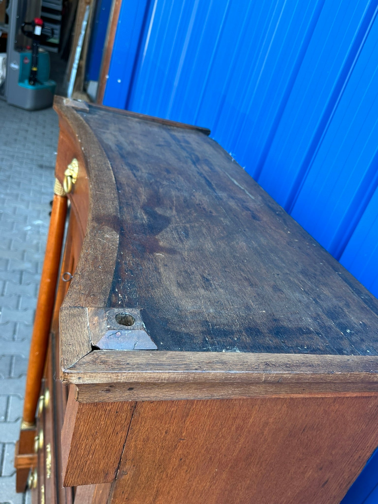 Antiker Sekretär / Säulensekretär Eiche, Louis Seize / Empire, Holland um 1800 – Aufsatzsekretär mit Löwenkopf-Beschlägen