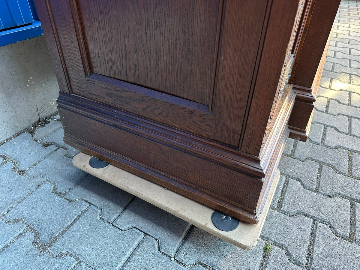 Buffetschrank Eiche Anrichte Historismus 19. Jahrhundert – geschnitztes Weinlaub, Neugotik &amp; Renaissance, zweiteiliges Aufsatzbuffet, deutsch