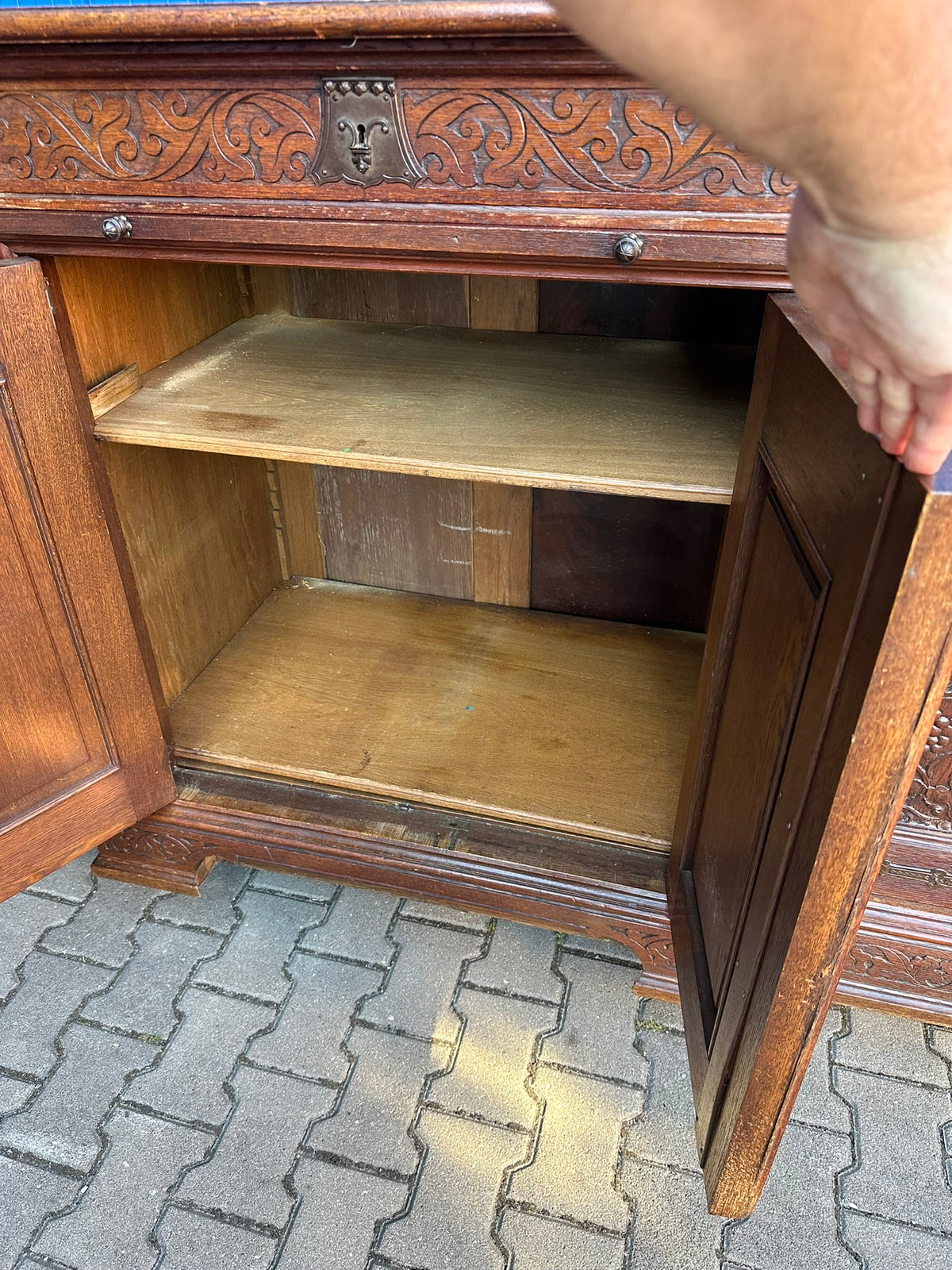 Buffetschrank Eiche Anrichte Historismus 19. Jahrhundert – geschnitztes Weinlaub, Neugotik &amp; Renaissance, zweiteiliges Aufsatzbuffet, deutsch