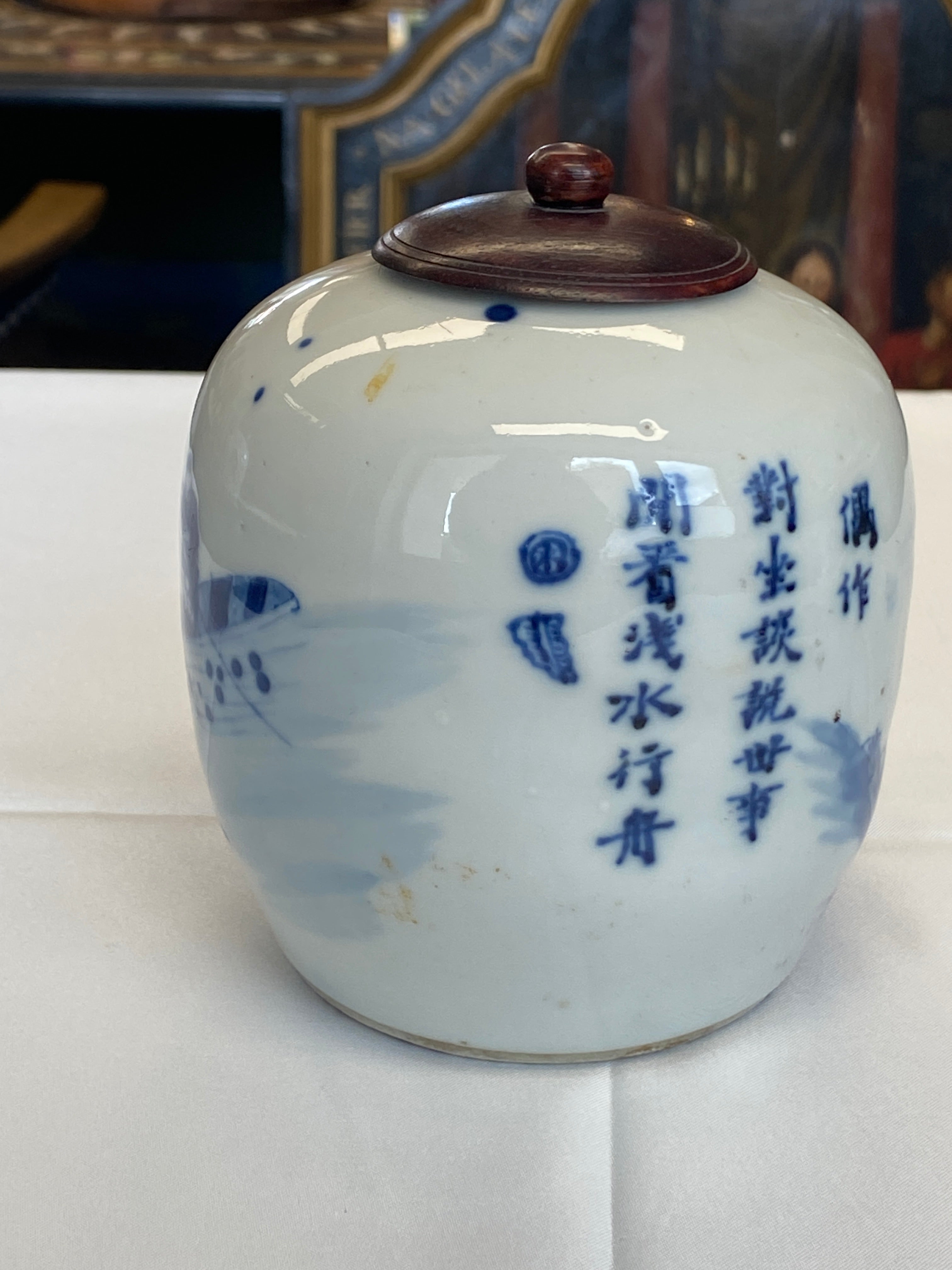 Chinesische Teedose, blau-weiß – Unterglasurmalerei, 19. Jahrhundert