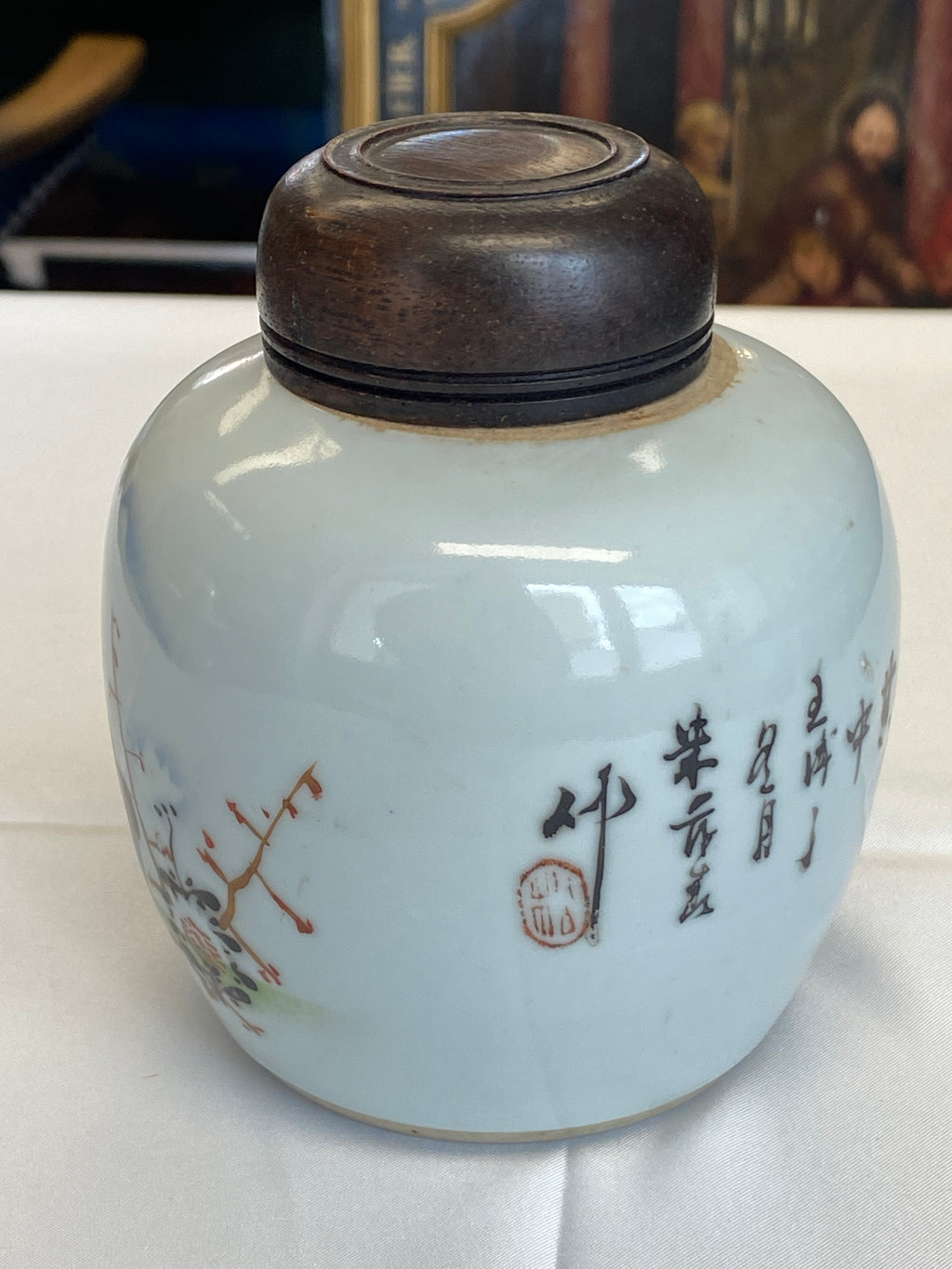 Chinesische Teedose, polychrom bemalt – Famille Rose, 20. Jahrhundert