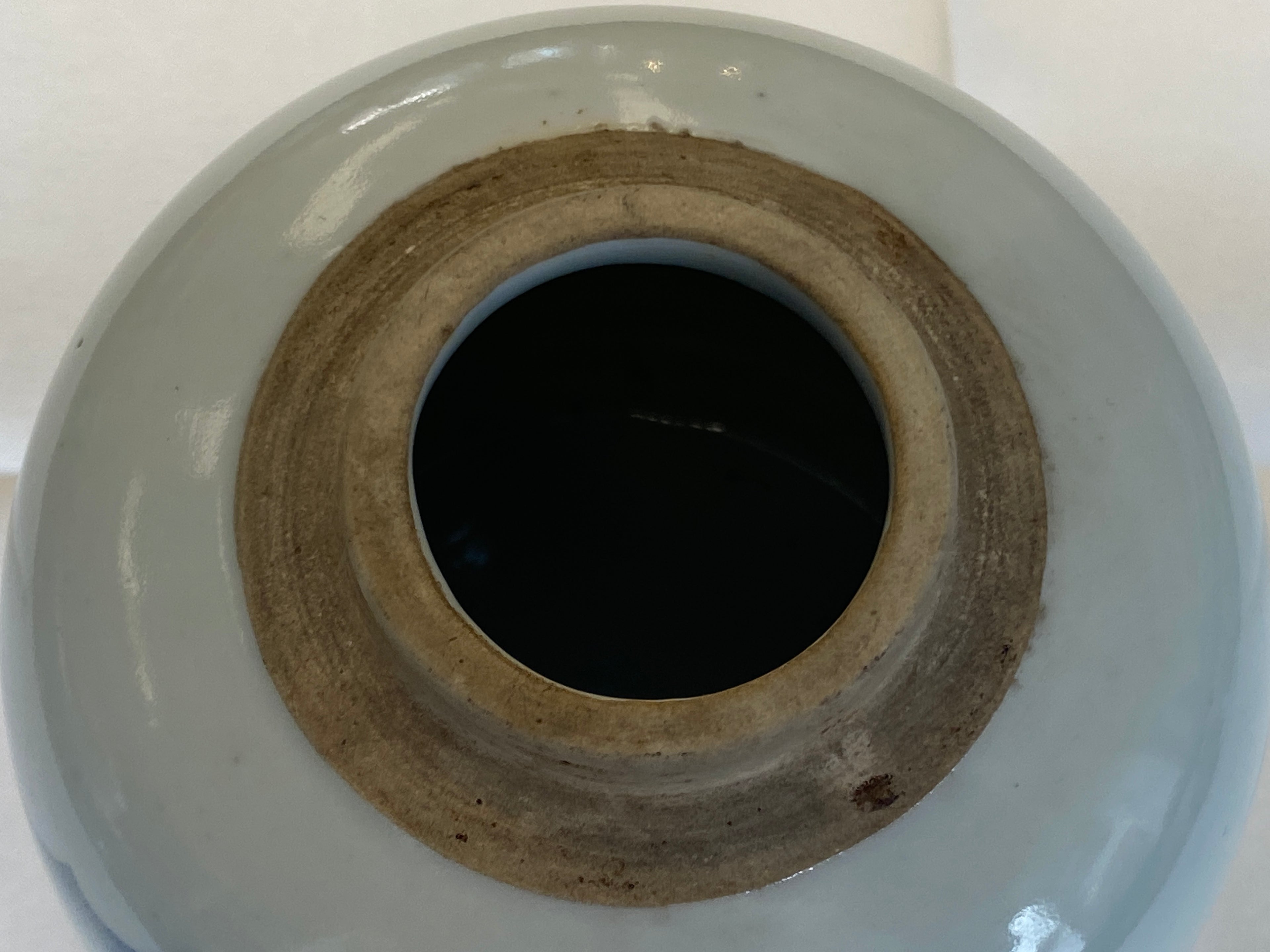 Chinesische Teedose, polychrom bemalt – Famille Rose, 20. Jahrhundert