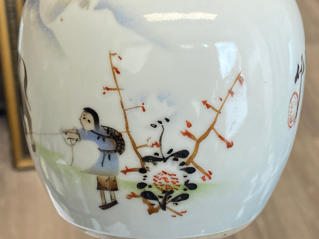 Chinesische Teedose, polychrom bemalt – Famille Rose, 20. Jahrhundert