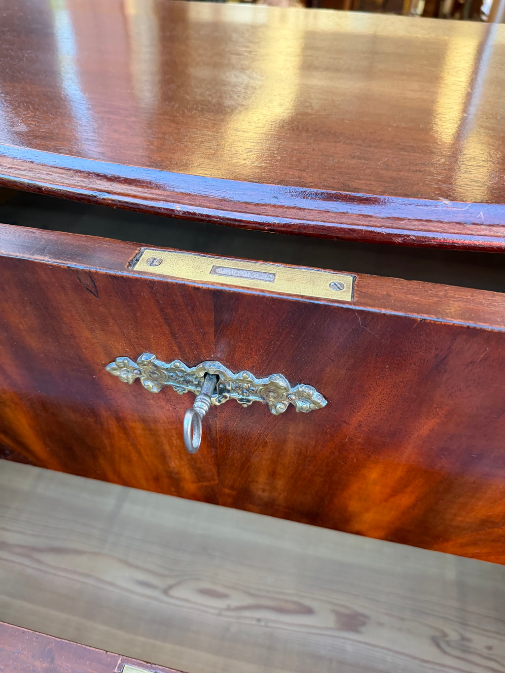 Kommode Mahagoni Louis Philippe antik um 1860 3 Schubladen originale Beschläge