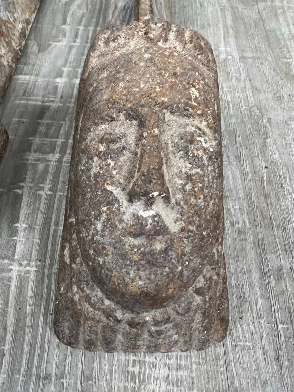 Antike Kaminböcke aus Eisen um 1880 Historismus Griechische Göttinnen