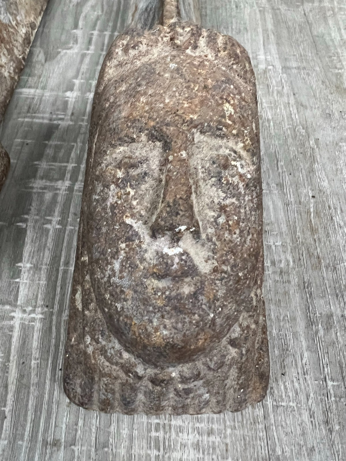 Antike Kaminböcke aus Eisen um 1880 Historismus Griechische Göttinnen