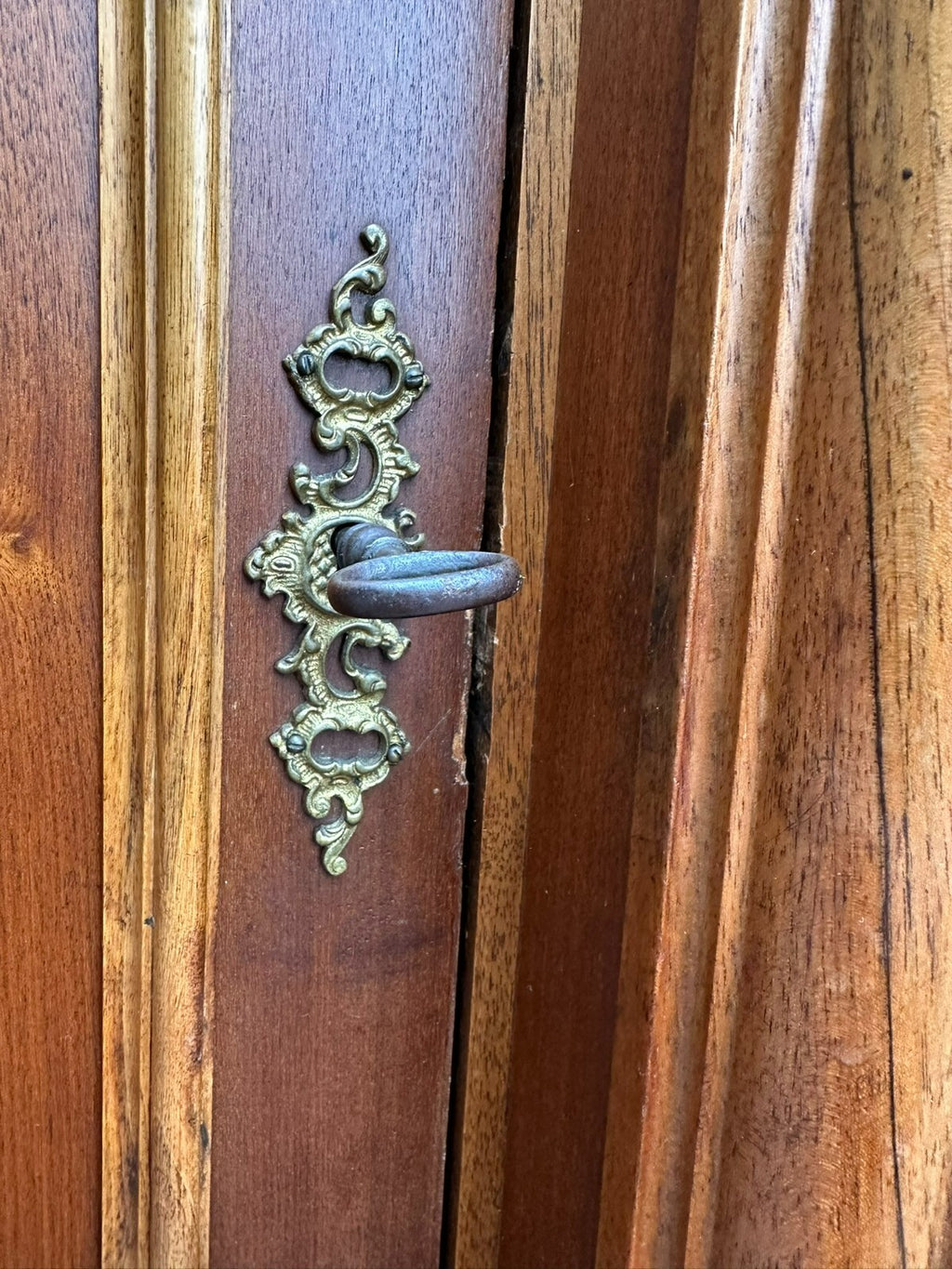 Neo Rokoko Buffet Schrank Kredenz Nussbaum um 1880 Dredner Barock Stil