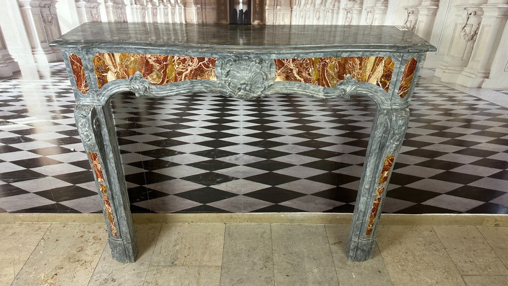 ANTIKE KAMINUMRANDUNG MARMOR KAMIN UM 1700 BAROCK KAMIN INTARSIEN