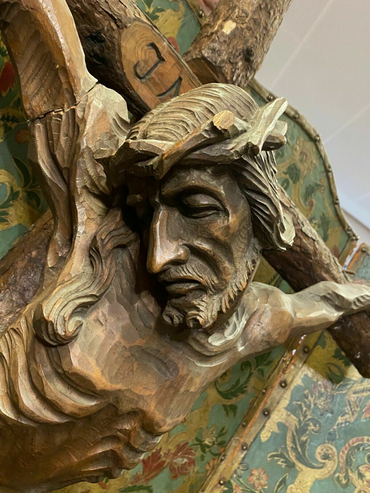 Monumentales Kruzifix Kreuz-Jesus Holz massiv 190cm Joseph Rifesser (1921-2020)