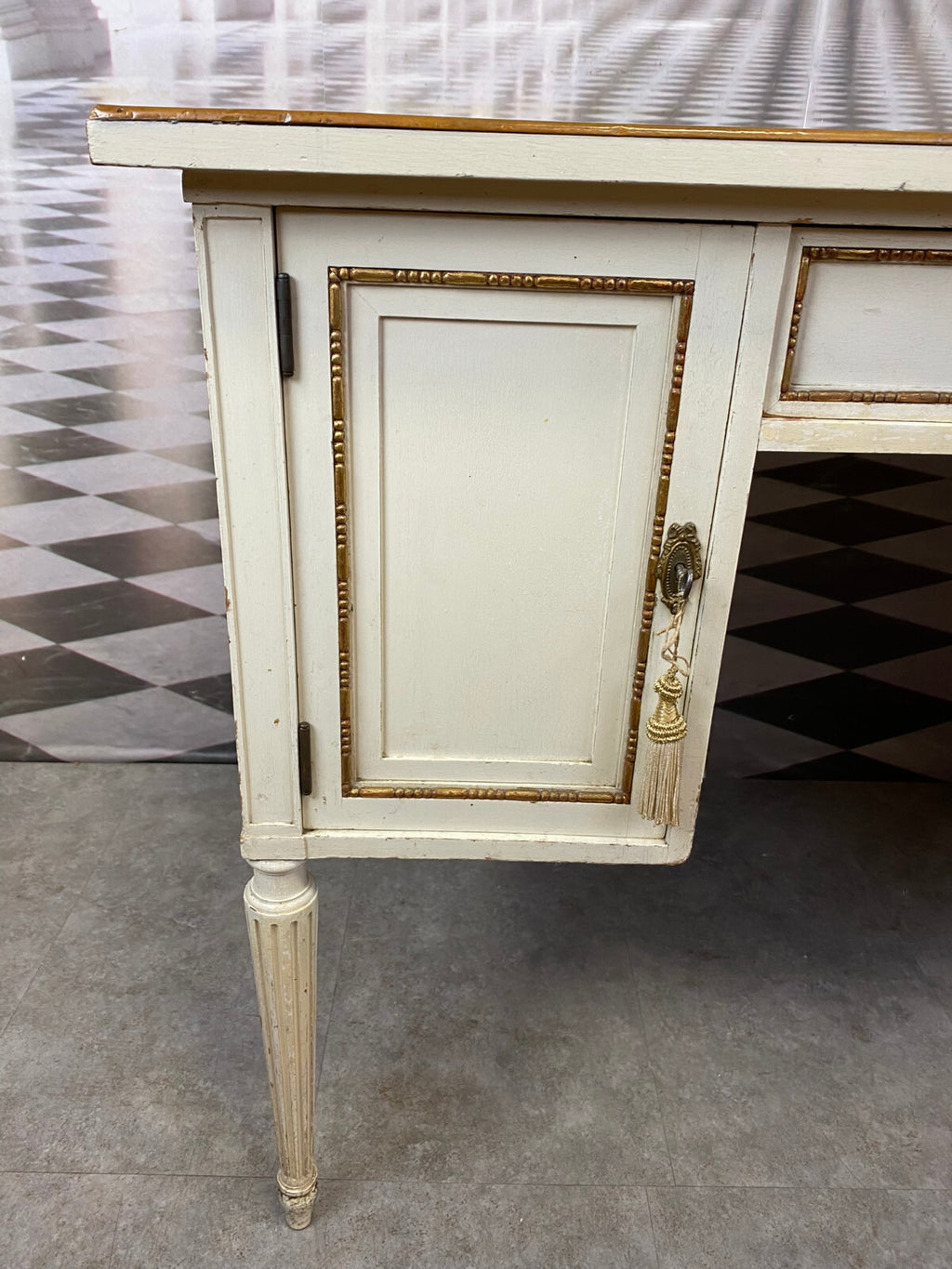 Louis Seize Schreibtisch Holz mit Glasplatte Stilmöbel 20 tes Jhdt