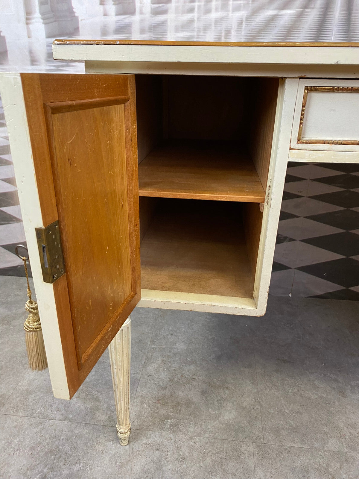 Louis Seize Schreibtisch Holz mit Glasplatte Stilmöbel 20 tes Jhdt