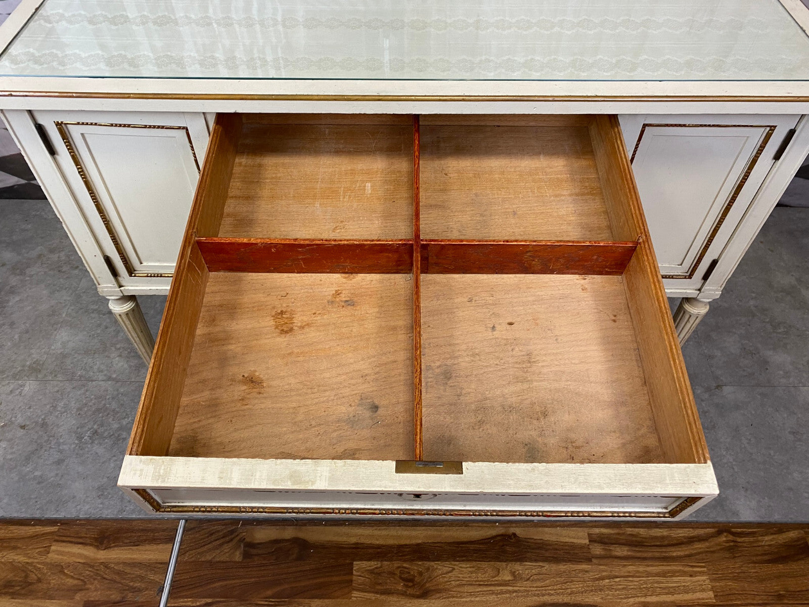 Louis Seize Schreibtisch Holz mit Glasplatte Stilmöbel 20 tes Jhdt