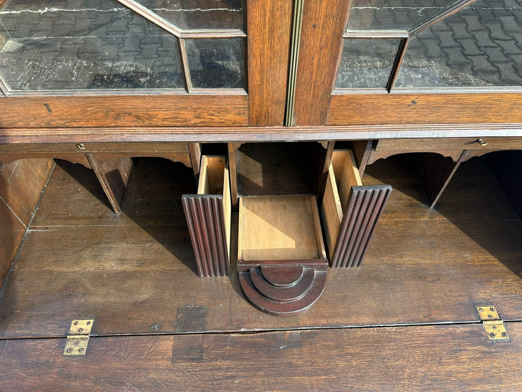 Antiker Englischer Sekretär um 1820/1840 aus Eiche mit Vitrine Aufsatzsekretär
