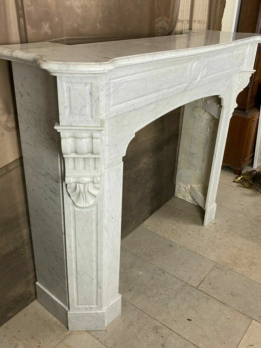 Antiker Marmor Kamin um 1890 Historismus Jugendstil Kaminumrandung antik