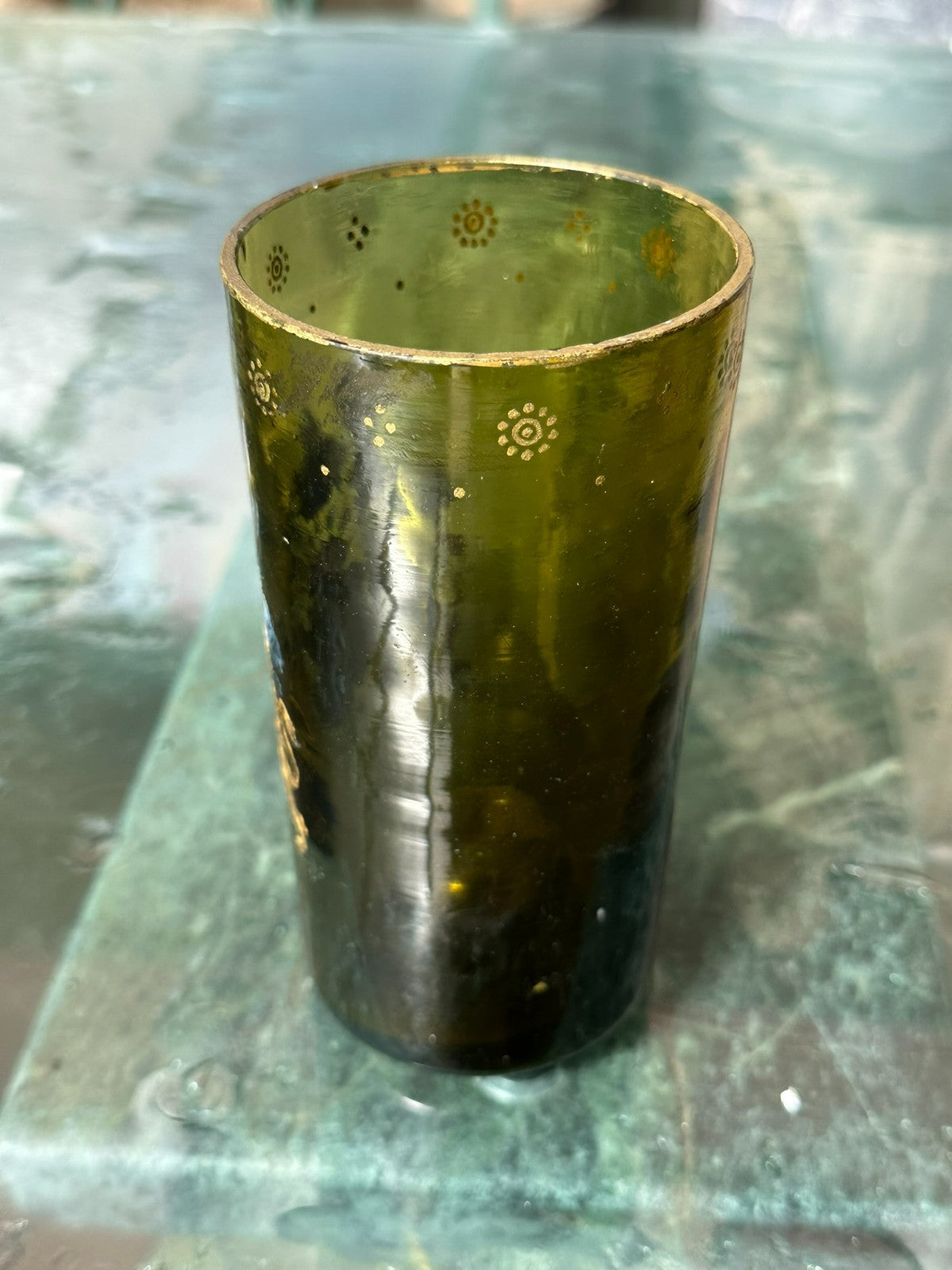 Antikes Historismus Glas um 1880 handbemalt Mundgeblasen Wappen Löwen