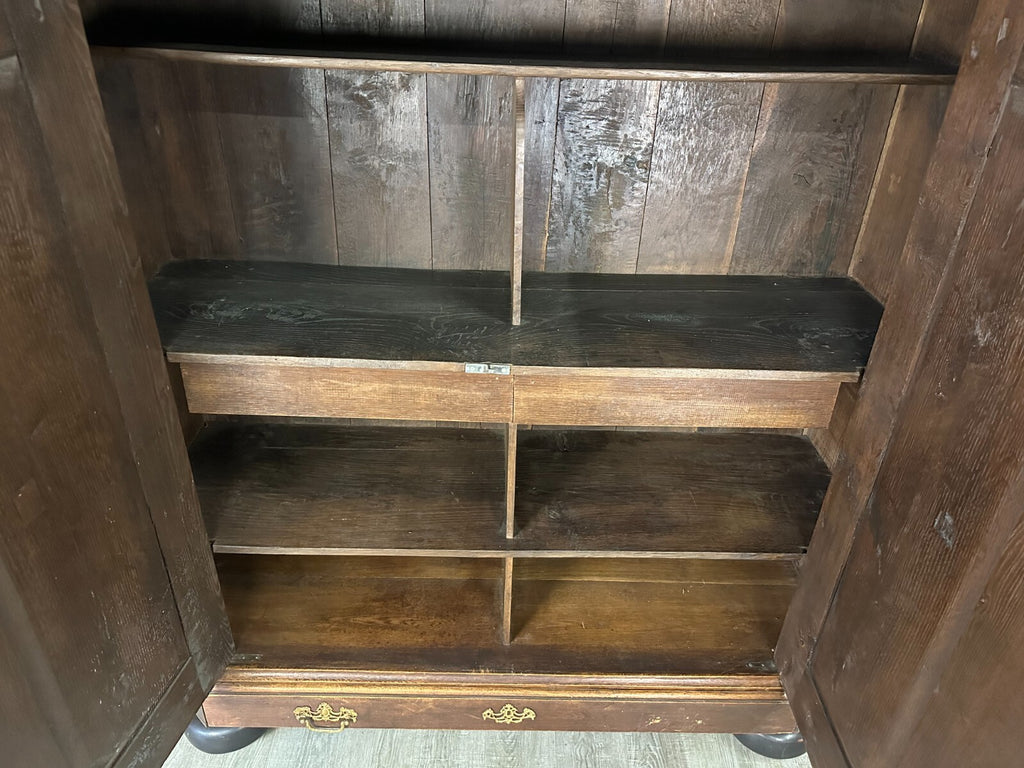 Antiker Barockschrank Louis Xv 18 tes Jhdt Eiche massiv Barock Schrank