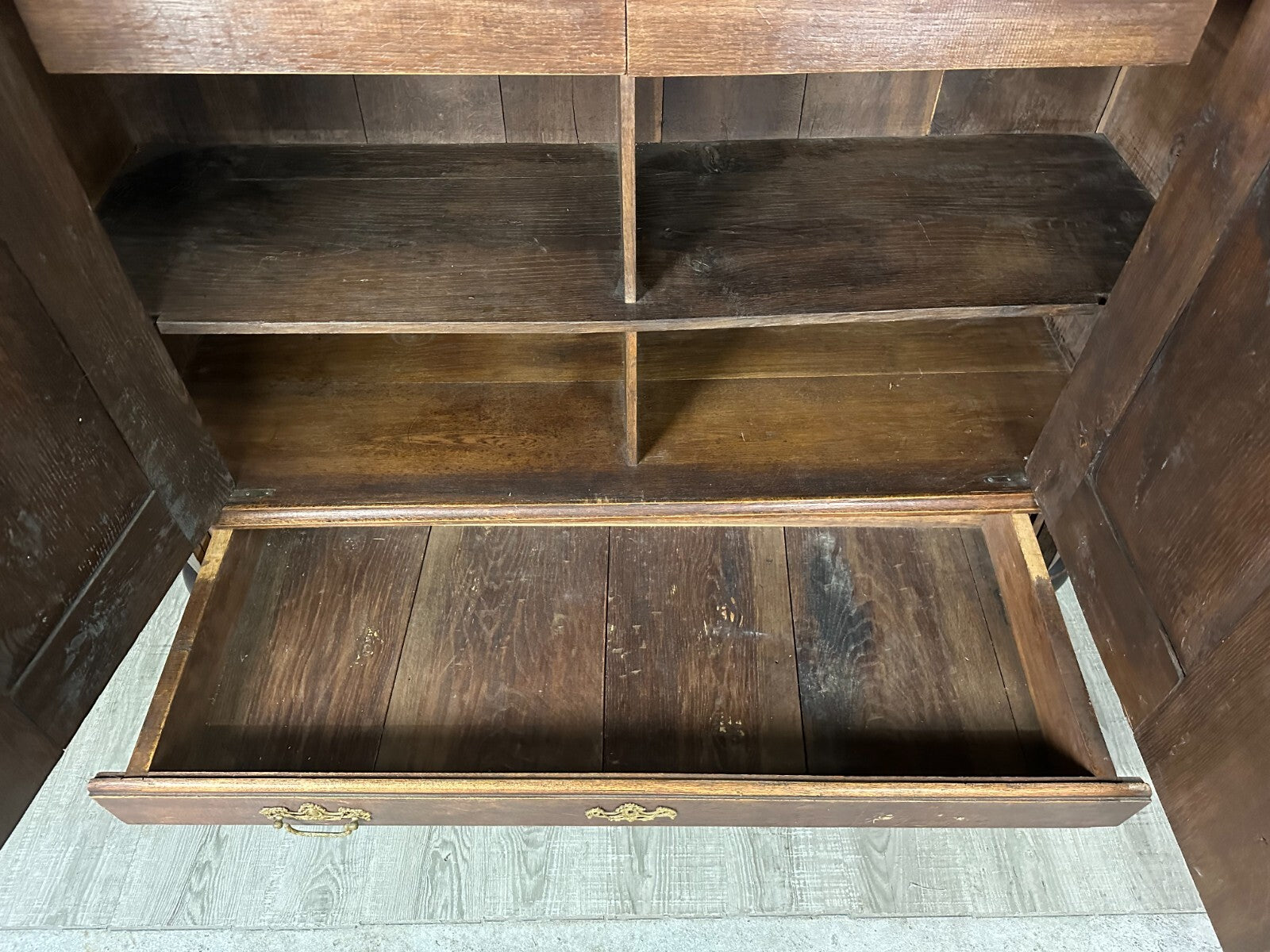Antiker Barockschrank Louis Xv 18 tes Jhdt Eiche massiv Barock Schrank
